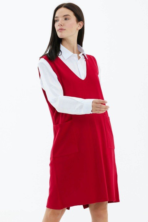 V Yaka Kolsuz Arkası Düğmeli Triko Elbise-Kırmızı - 1