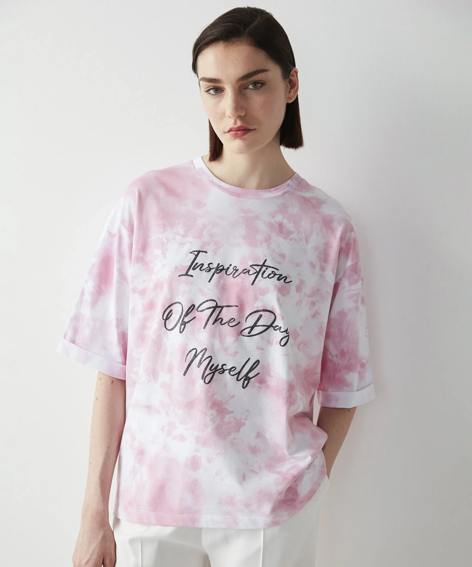 Batik Desen Slogan Baskılı Tişört-Açık Pembe - 1