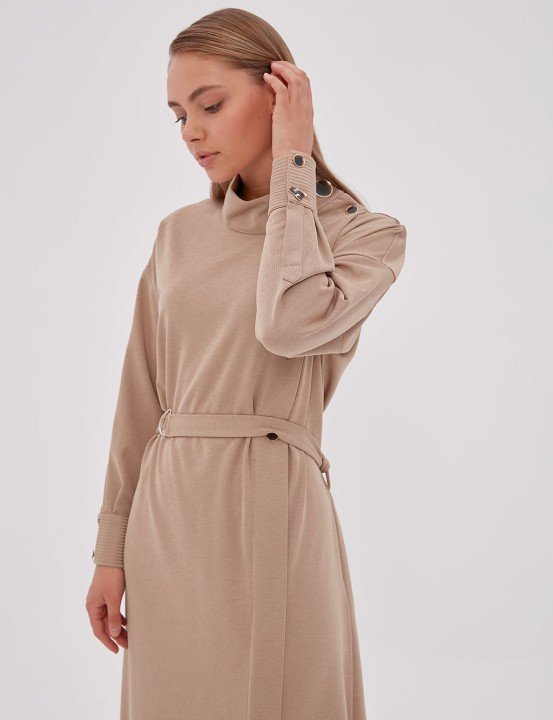 Dik Yaka Düğme Detaylı Elbise-Bej - 3