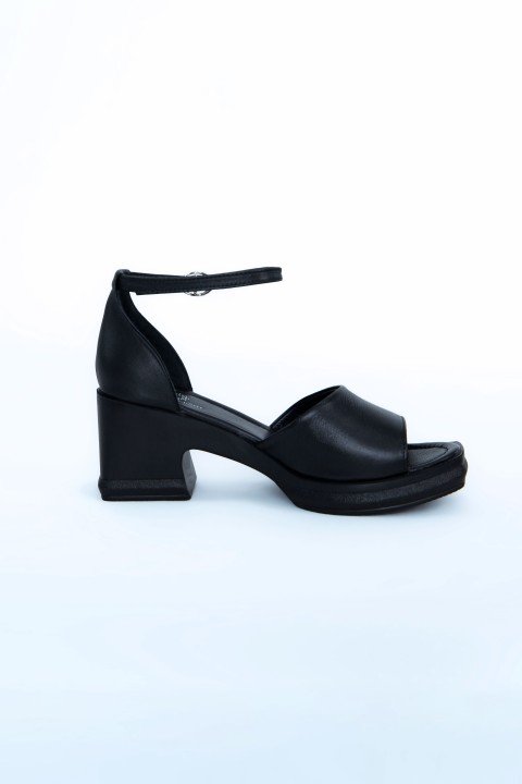Kadın Topuklu Ayakkabı Z395001-Siyah - 1