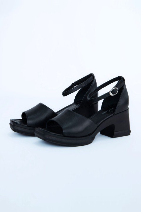 Kadın Topuklu Ayakkabı Z395001-Siyah - 4