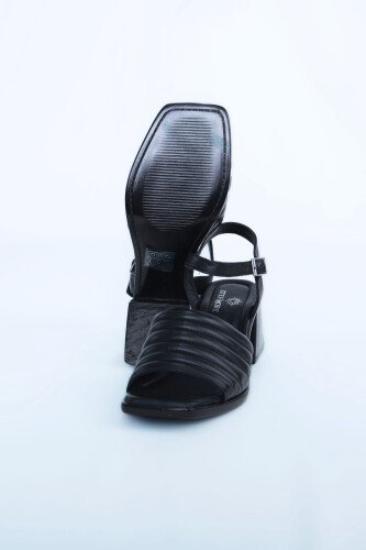 Kadın Topuklu Ayakkabı Z6919006-Siyah - 5