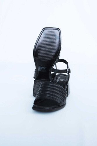 Kadın Topuklu Ayakkabı Z6919006-Siyah - 11